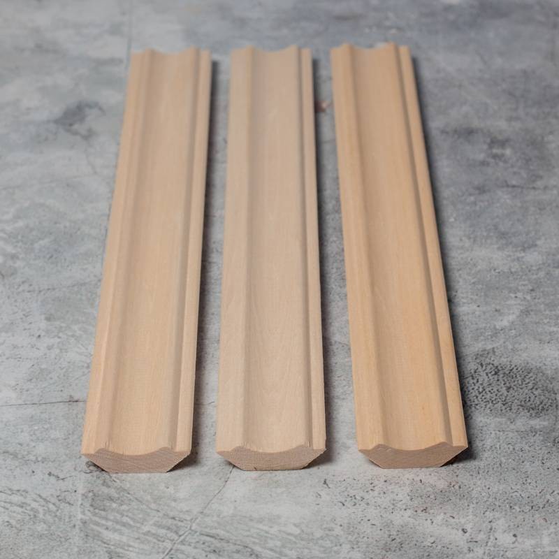 Плинтус из липы