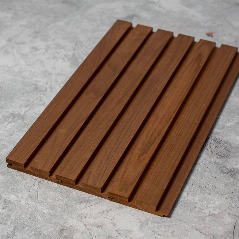 Реечный профиль из термированной липы